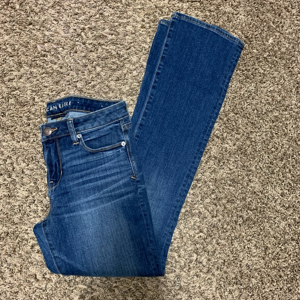 NWOT - AE Skinny Kick Jeans